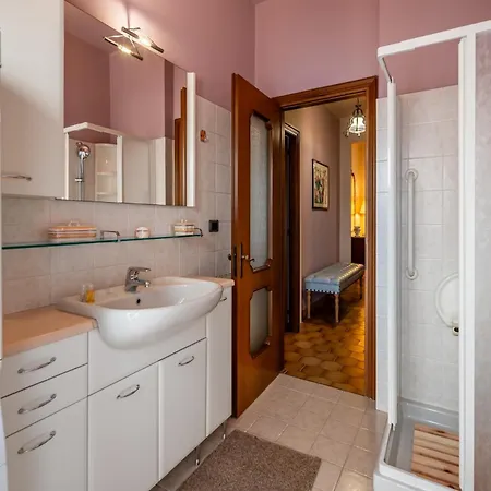 Apartment Dimora Berzia *